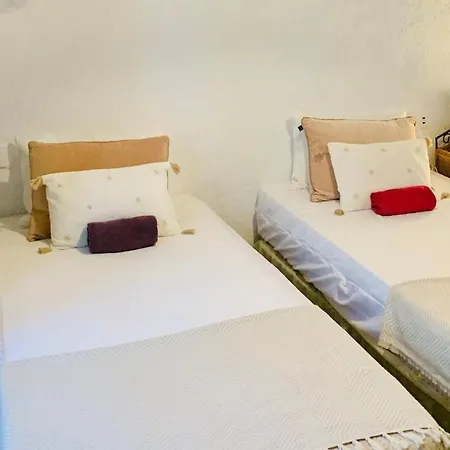 Casa Santo Domingo, Centro-playa
