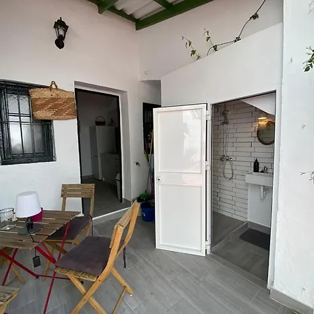 Casa Santo Domingo, Centro-playa * شيبيونا